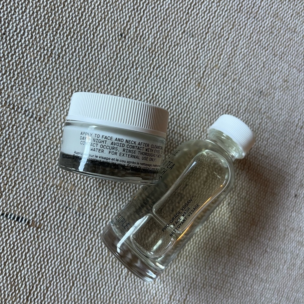 Youth To The People: Superfood Air-Whip Face Moisturizer + Antioxidant Cleanser - Picture 3 of 9